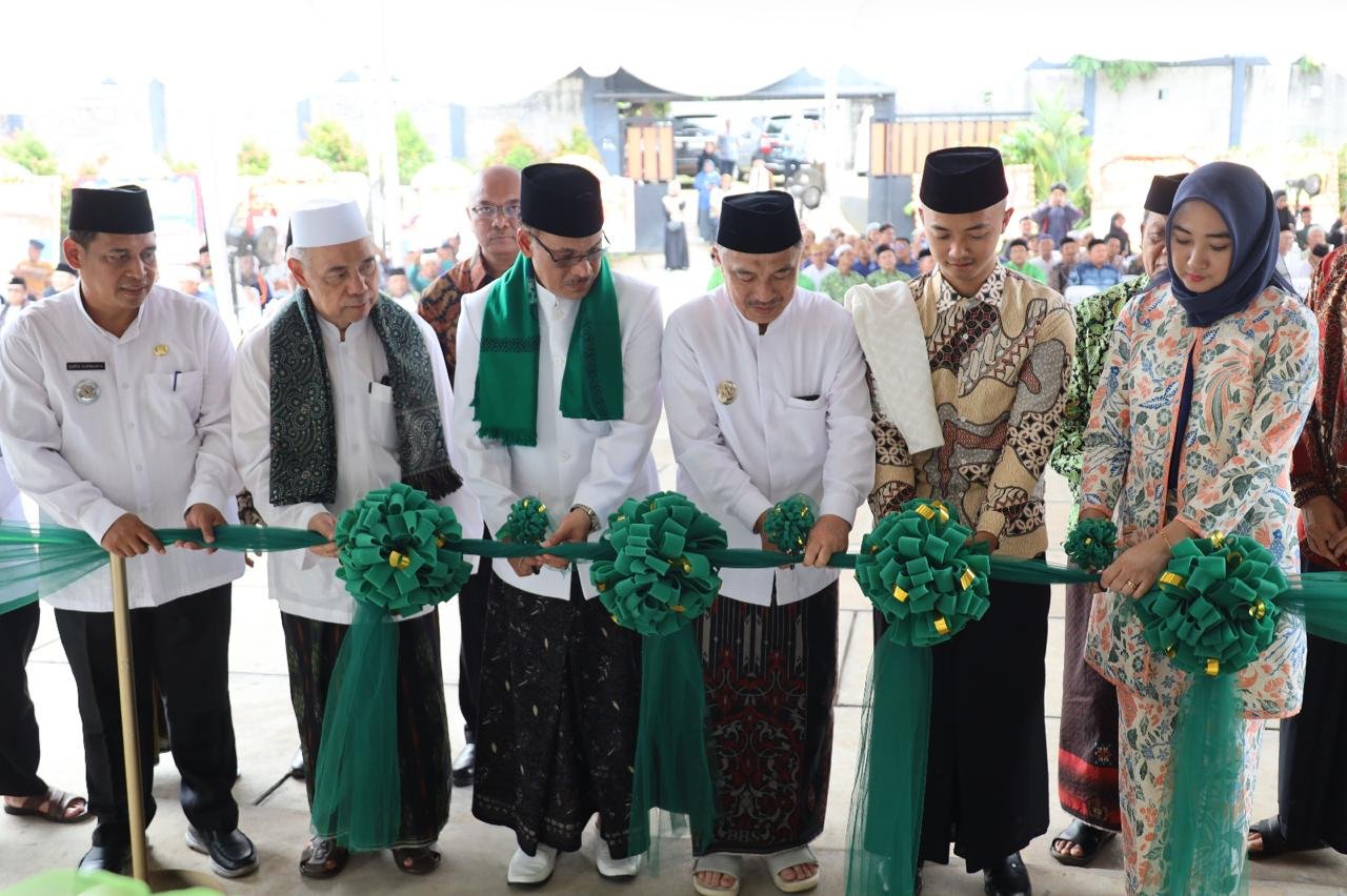 Hadiri Peresmian Masjid Wawali Harris Bobihoe Ajak Masyarakat Jadikan Masjid Sebagai Sarana Kemaslahatan Umat