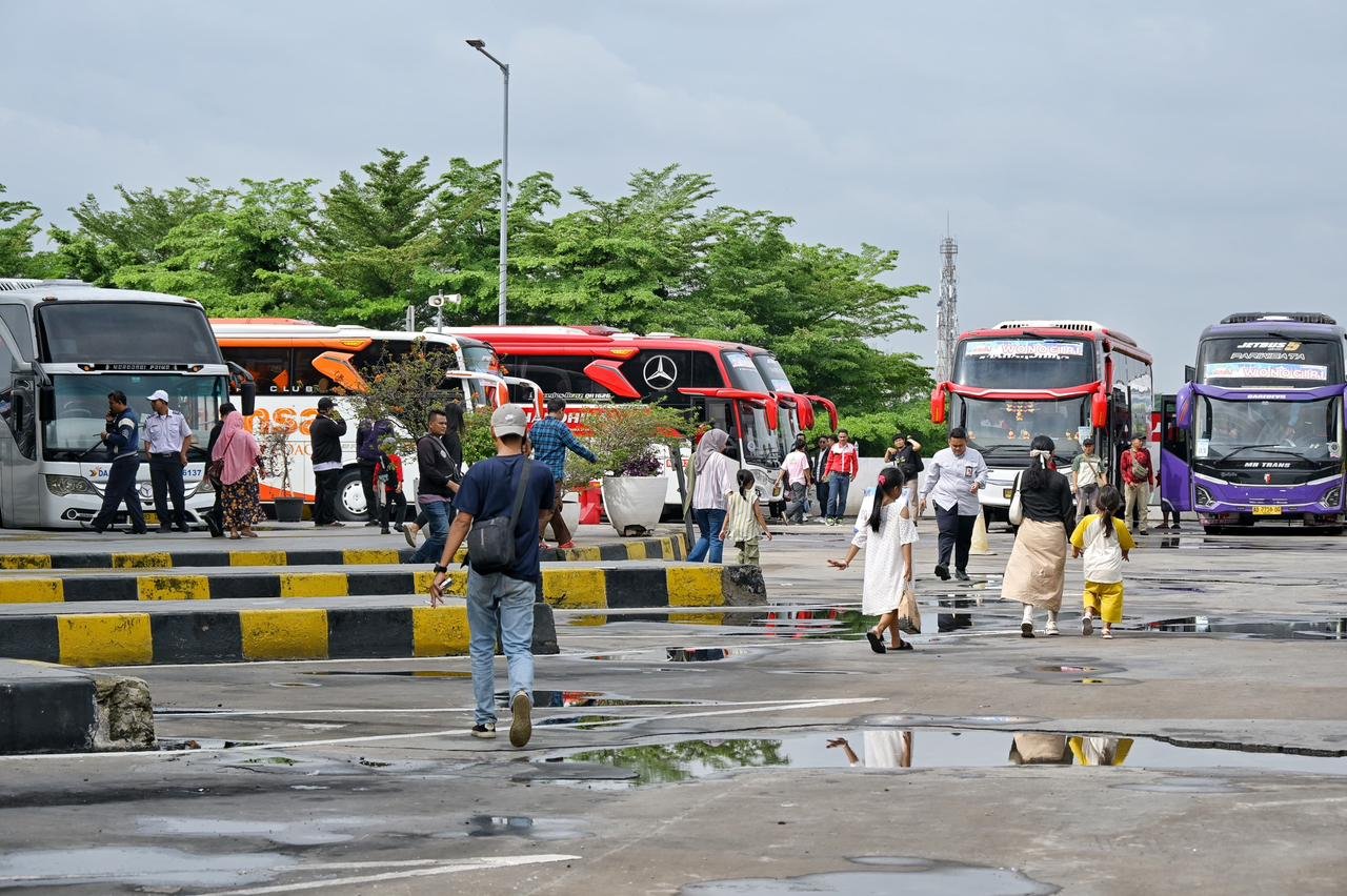 Kemenhub Siapkan Program Mudik Gratis untuk Dukung Kelancaran Nataru 2025/2026