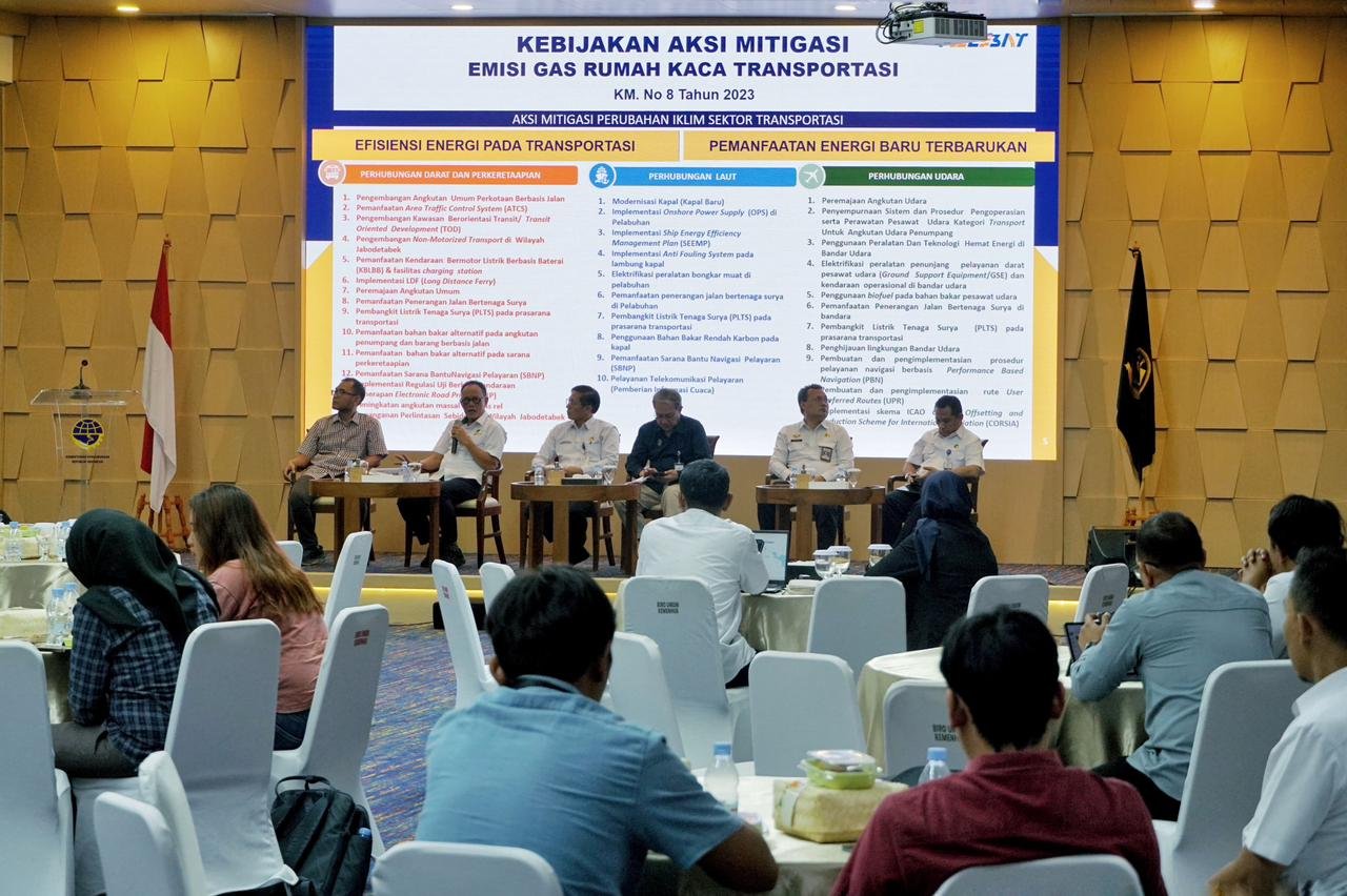Kemenhub Berkomitmen Wujudkan Transportasi Rendah Karbon di Indonesia