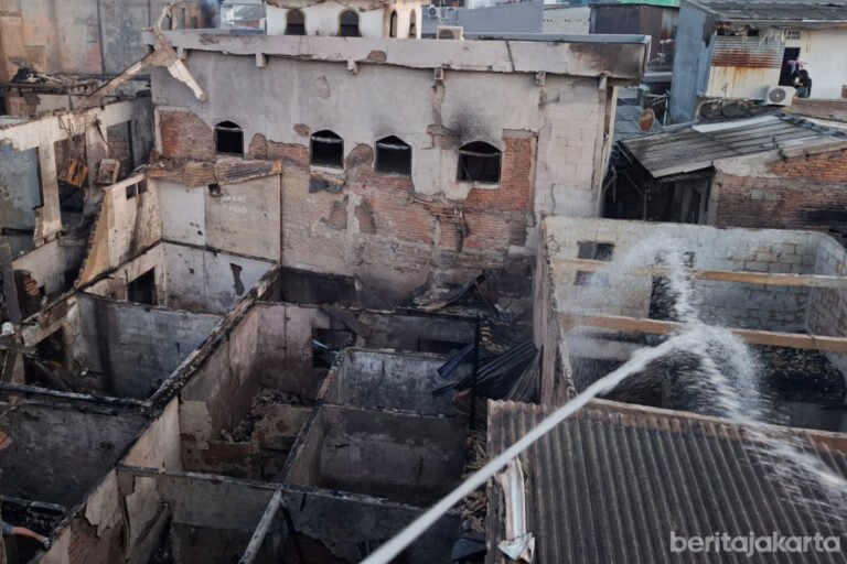 Korsleting Diduga Jadi Pemicu Kebakaran di Penjaringan