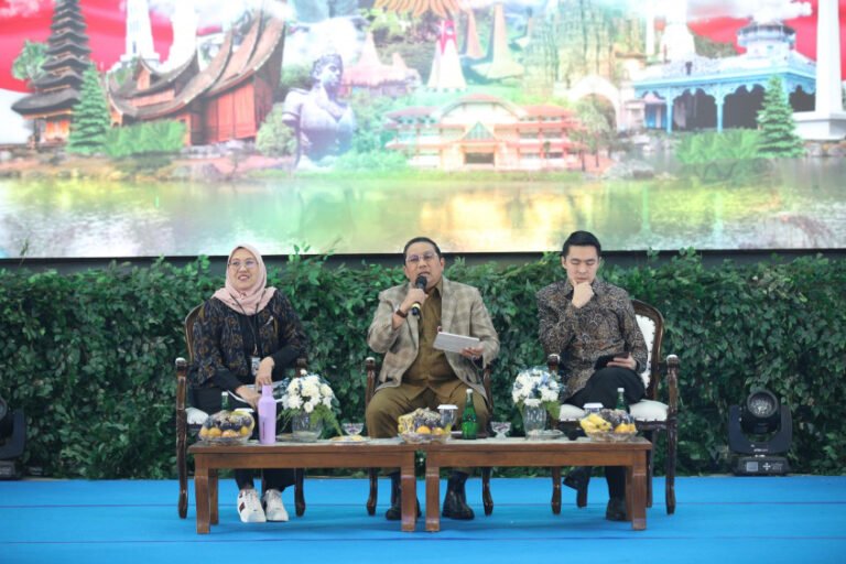 Kementerian Lingkungan Hidup dan Danantara Ajak Pemda Perhatian terhadap Persoalan Sampah