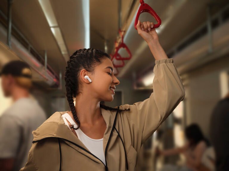 HUAWEI FreeBuds SE 4 ANC: TWS Premium dengan ANC hingga 50DB Kini Tersedia Secara Eksklusif Online dengan Harga IDR 359 Ribu