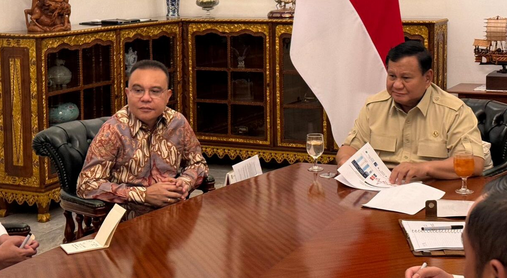 Presiden Prabowo Bahas Stabilitas Politik dan Penguatan Investasi Bersama Sejumlah Tokoh di Istana Merdeka