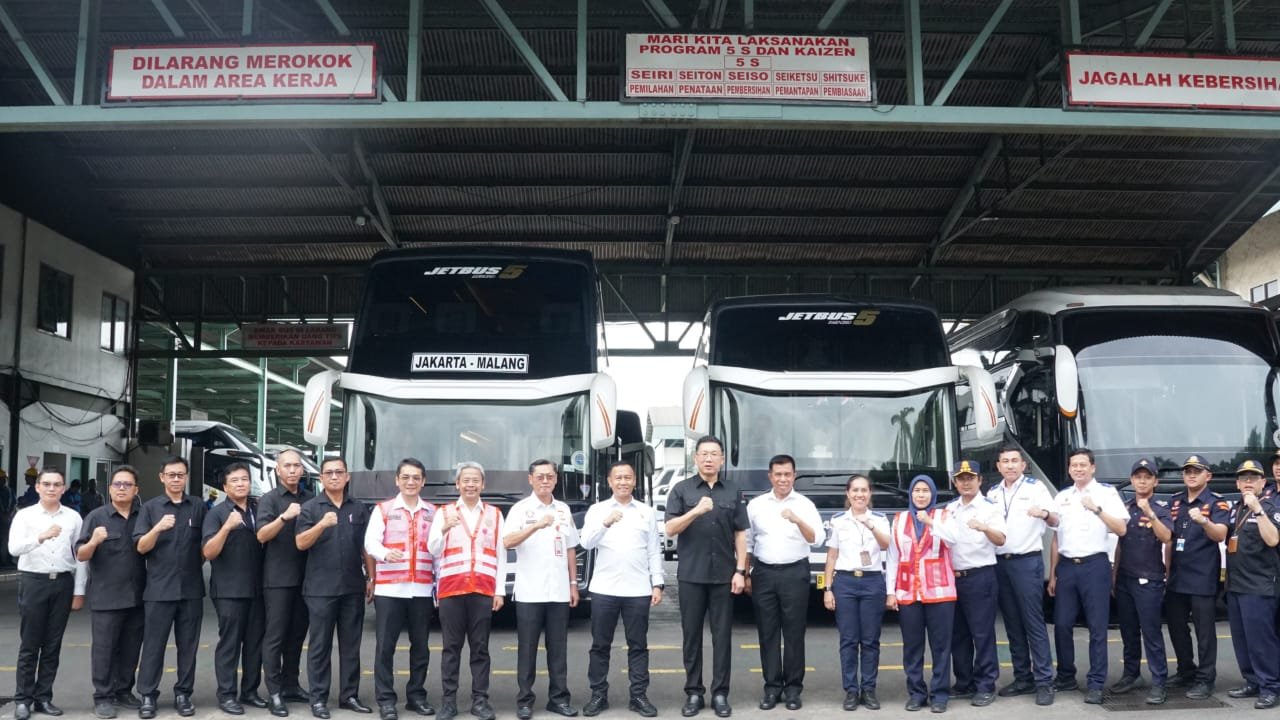 PASTIKAN KELAIKAN BUS, DITJEN HUBDAT LAKUKAN RAMPCHECK DI PO SINAR JAYA