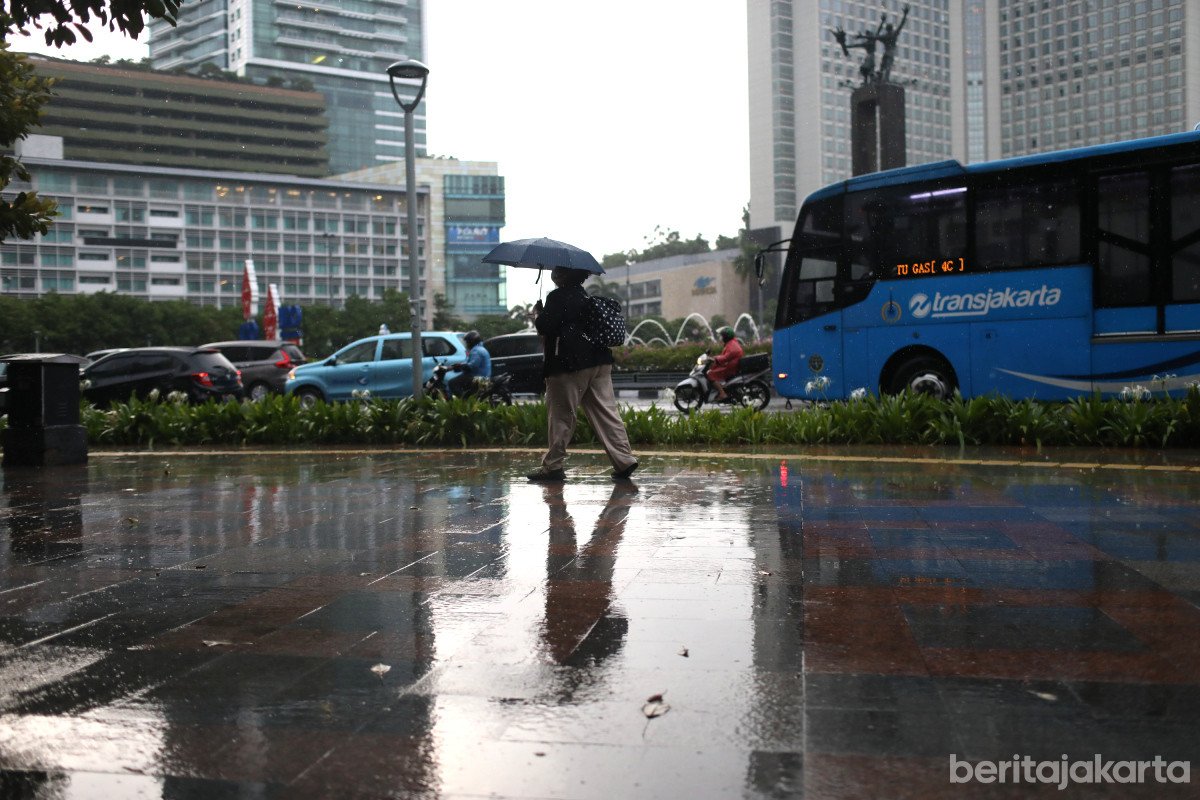Jakbar Berpotensi Hujan Deras Siang Nanti