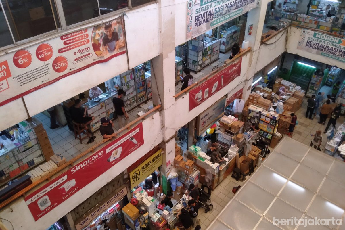 Aktivitas Perdagangan di Pasar Pramuka Berjalan Normal