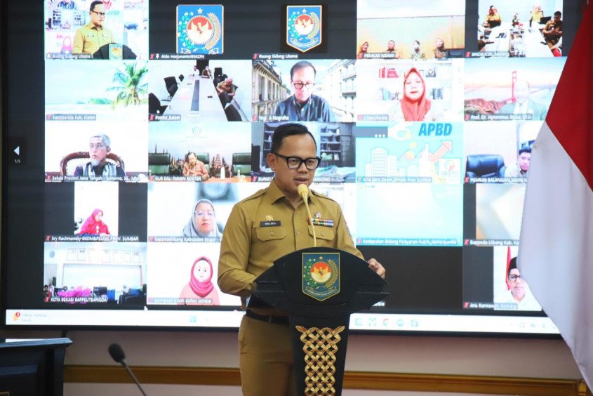 Wamendagri Bima Dorong Kepala Daerah Bangun Ekosistem Inovasi Berbasis Riset