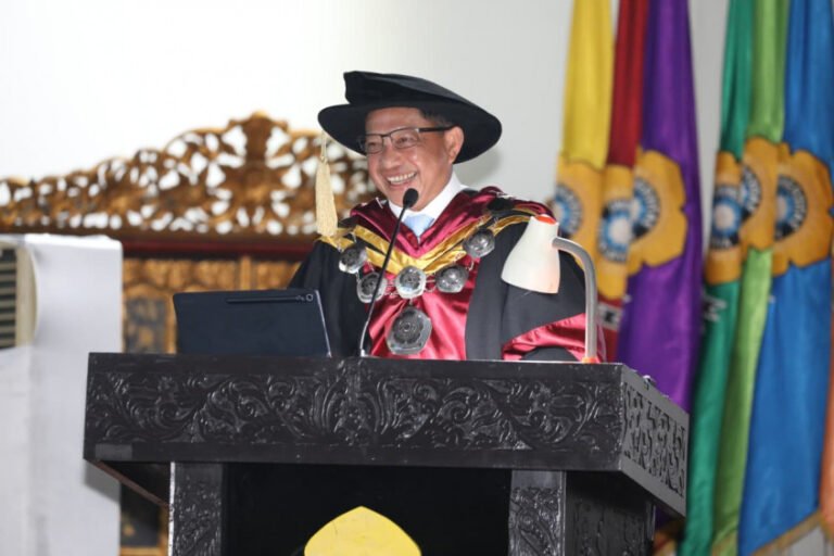 Sampaikan Orasi Ilmiah di UNSRI, Mendagri Tito Beberkan Peran Pendidikan Tinggi Songsong Indonesia Emas 2045