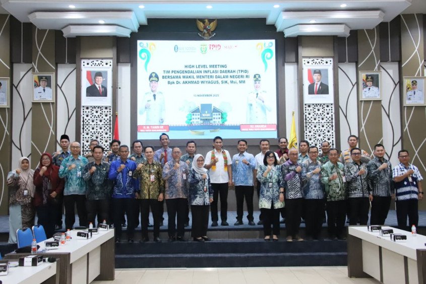 Mendagri Tekankan Pentingnya Hunian Layak dalam Rapat bersama Menteri PKP