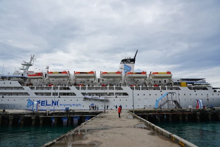 Tinjau Kesiapan Nataru di NTT, Menhub Dudy: Prioritas Utama adalah Keselamatan Masyarakat