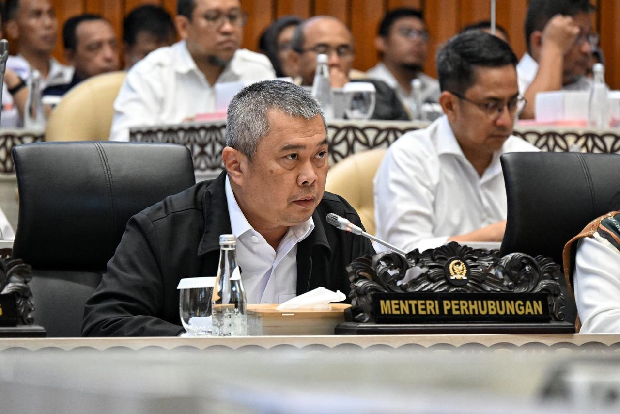 Menhub Dudy Sampaikan Hasil Evaluasi Penyelenggaraan Angkutan Nataru 2025/2026, DPR RI Berikan Apresiasi