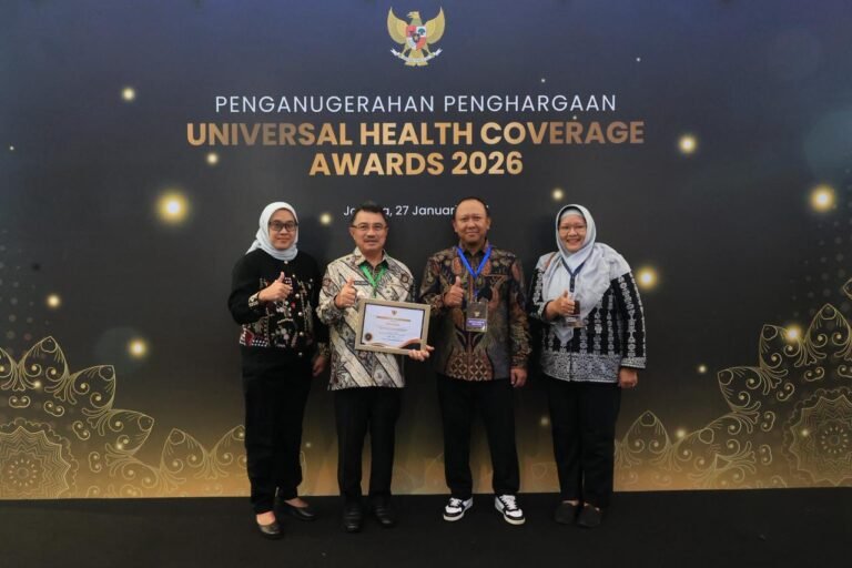 Menuju Jaminan Kesehatan Menyeluruh, Wakil Wali Kota Bekasi Hadiri Pencanangan UHC Tahun 2026.