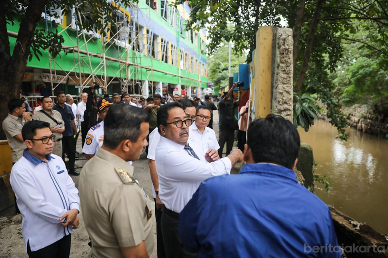 Rano Cek Penanganan Banjir di Pasar Cipulir
