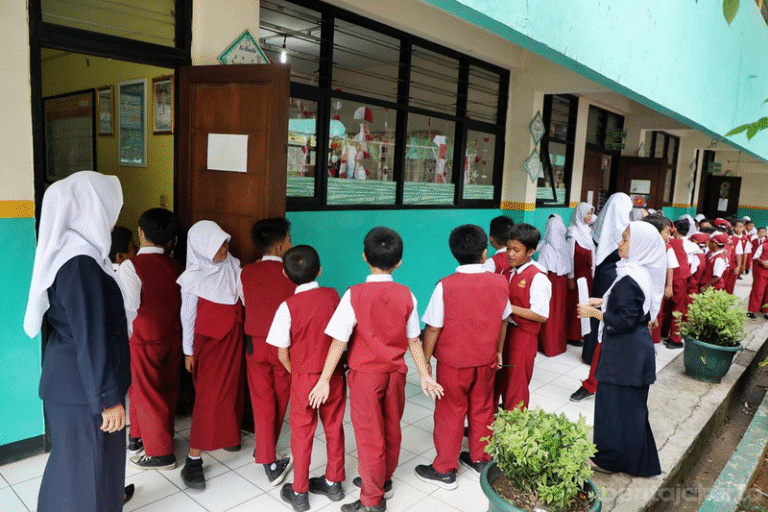 Disdik DKI Sesuaikan Jam Belajar di Sekolah Selama Ramadan