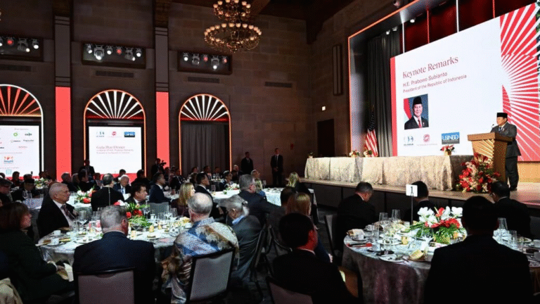 Presiden Prabowo Tegaskan Stabilitas, Kepastian Hukum, dan Reformasi SDM pada Acara Iftar di U.S. Chamber of Commerce