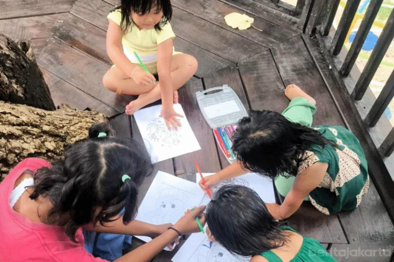 Pengelola RPTRA Amiterdam Adakan Kegiatan Edukatif Anak Jelang Berbuka