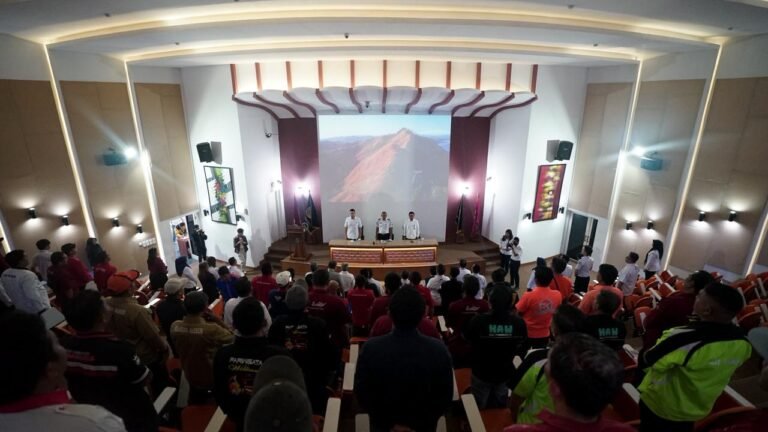 TINGKATKAN KESELAMATAN ANGKUTAN PARIWISATA, DITJEN HUBDAT GELAR BIMTEK SAFETY DRIVING