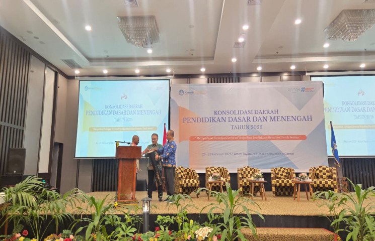 Gubernur Fakhiri: Masa Depan Papua Ditentukan Kualitas Pendidikan