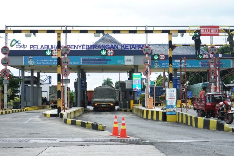 KEMENHUB ATUR MOBILITAS DI PELABUHAN PENYEBERANGAN SAAT PERIODE ANGKUTAN LEBARAN 2026