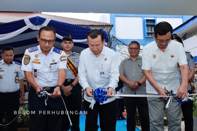 MAKSIMALKAN BLU, PIP SEMARANG RESMIKAN ASRAMA LIMA LANTAI BERKAPASITAS 600 TARUNA