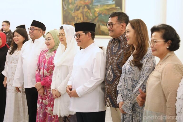 Silaturahmi Lebaran di Balai Kota, Djarot Kenang Masa Bertugas