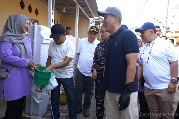 Program Pilah dari Sumber di Rorotan Reduksi Pembuangan Enam Ton Sampah