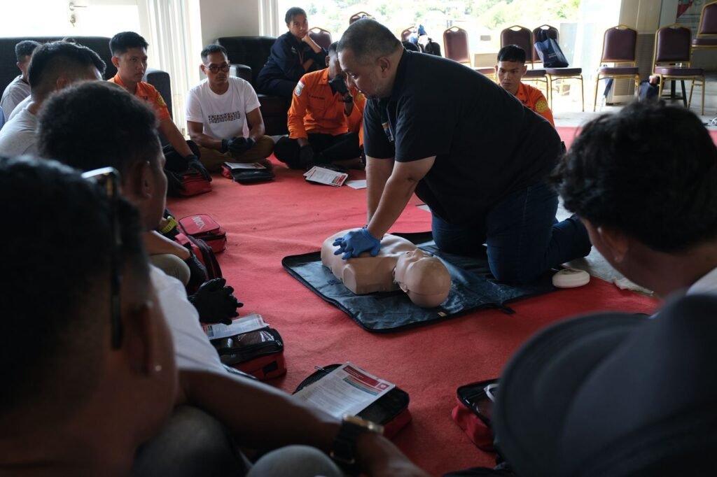 Kemenpar Bersama DAN Rampungkan "Edukasi Diving Safety 1000" di Labuan Bajo