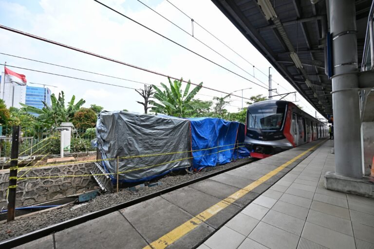 Kemenhub Dukung Penuh Investigasi Insiden KA Bekasi Timur oleh KNKT
