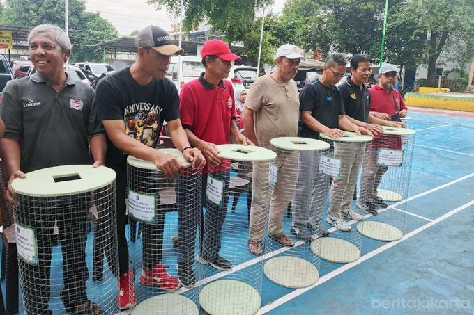 Warga RW 04 Malaka Jaya Disosialisasikan Program Pilah Sampah