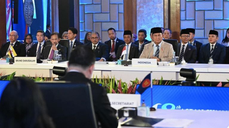 Di Tengah Gejolak Global, Presiden Prabowo Ajak ASEAN Percepat Jaringan Energi dan Ketahanan Pangan Kawasan