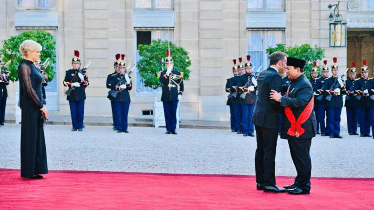 Presiden Prabowo Hadiri Jamuan Santap Malam Kenegaraan di Istana Élysée Paris