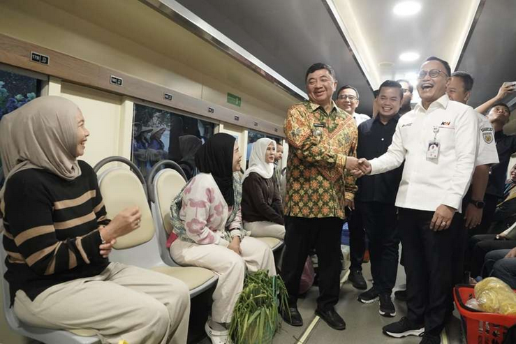 KA Cikuray Kini Layani Petani dan Pedagang, Permudah Distribusi Hasil Pertanian Garut