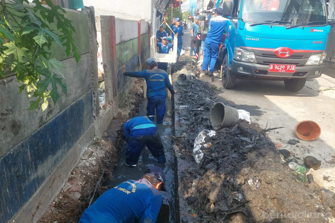 Saluran Air di Cakung Timur Direvitalisasi