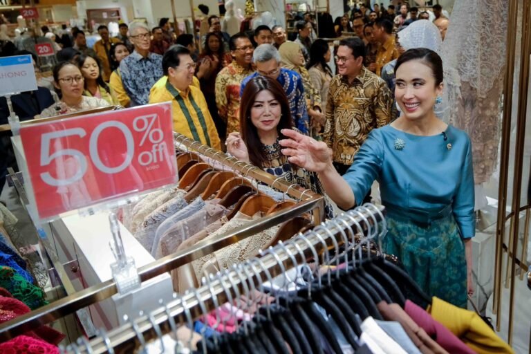 Perkuat Wisata Belanja, Bina Holiday & Back to School Tebar Diskon Menarik di Momen Libur Sekolah