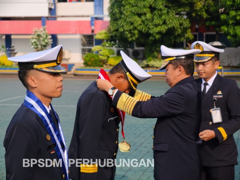 BON VOYAGE PIP SEMARANG 2026, BPSDMP LEPAS 320 PERWIRA TRANSPORTASI LAUT SIAP BERKONTRIBUSI DI INDUSTRI MARITIM GLOBAL