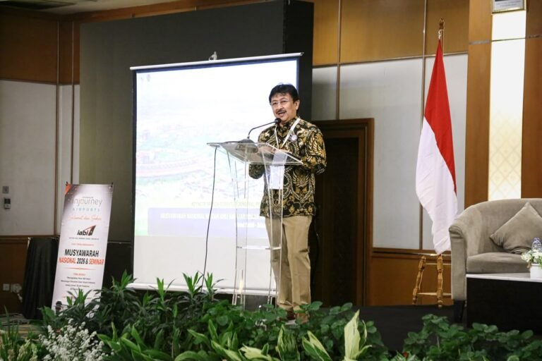Kemenhub Tekankan Pentingnya Penguatan SDM Ahli Bandar Udara melalui IABI
