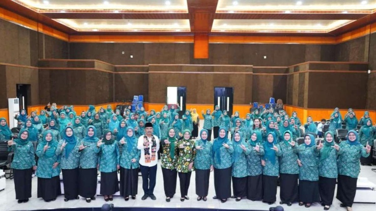 Tingkatkan SDM dan Ekonomi Keluarga, TP PKK Kabupaten Bekasi Perkuat Program Gelari Pelangi
