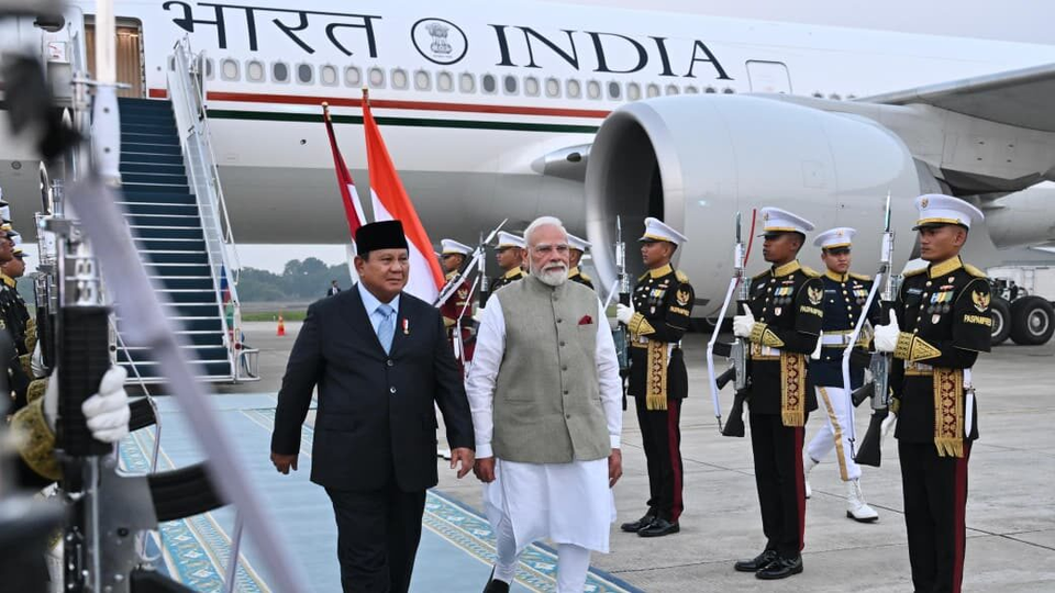 Presiden Prabowo Sambut PM Narendra Modi, Awali Kunjungan Kenegaraan yang Perkuat Kemitraan Strategis Indonesia – India