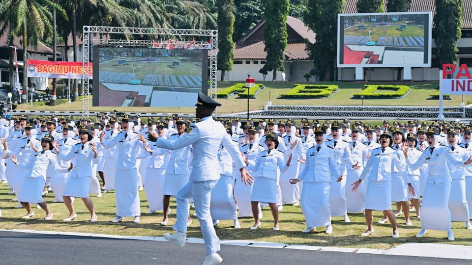 Dilantik Presiden Prabowo, Lulusan Terbaik IPDN Angkatan XXXIII Buktikan Prestasi Lahir dari Kerja Keras, Doa, dan Ketekunan