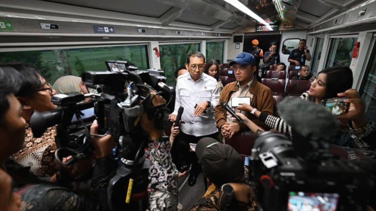 Presiden Prabowo Kembali ke Jakarta dengan KA Nusantara Explorer, Perkuat Gagasan Wisata Berbasis Kereta Api
