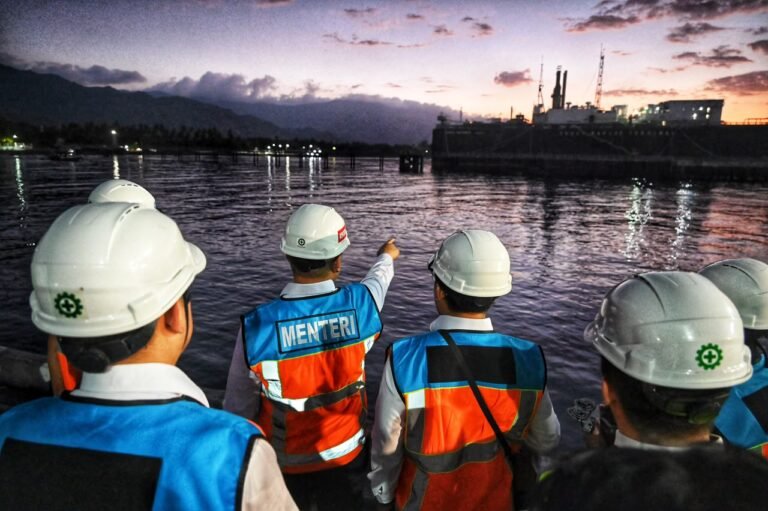 Menhub Dudy Tinjau Pelabuhan Celukan Bawang, Antisipasi Kepadatan Gilimanuk