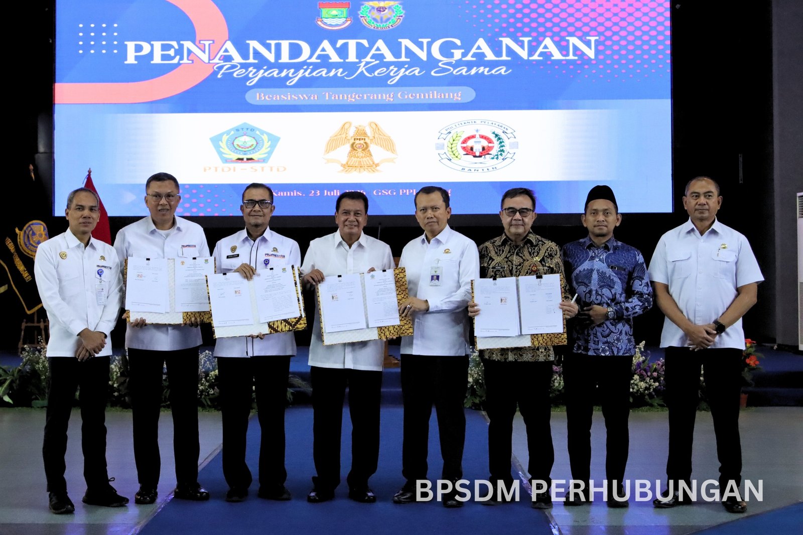 BPSDM PERHUBUNGAN SIAP MENDIDIK PUTERA-PUTERI TANGERANG PESERTA BEASISWA TANGERANG GEMILANG