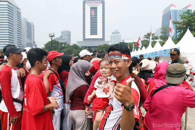 Ribuan Warga Nikmati Kemeriahan HUT Kemerdekaan RI di Kawasan Monas