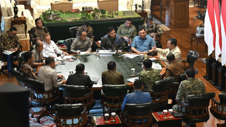 Presiden Prabowo Bahas Penyesuaian Rekrutmen Prajurit TNI hingga Penanganan Bencana