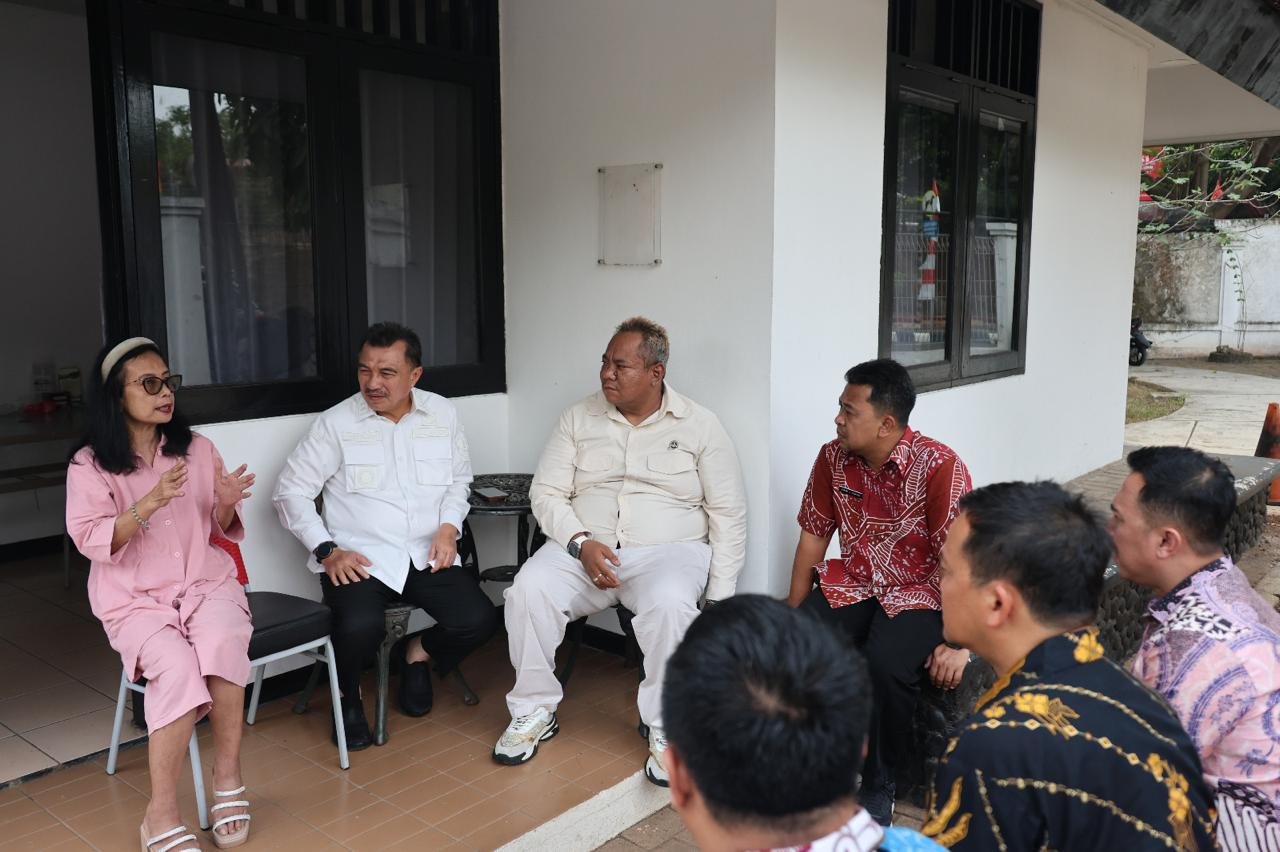 Wawali Harris Bobihoe Kunjungi Anak Pengetik Naskah Proklamasi Dan Sampaikan Undangan HUT RI Dari Presiden Prabowo