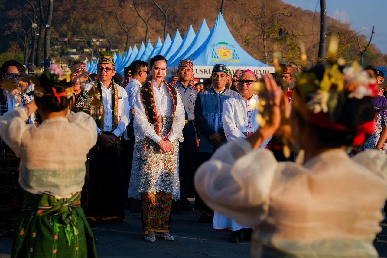 Menpar Sebut Partisipasi Masyarakat Jadi Kekuatan Utama “Festival Golo Koe 2026”