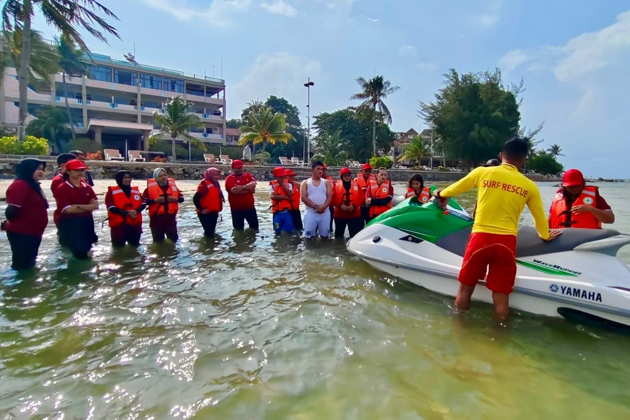 Kemenpar Perkuat Standar Keselamatan Wisata Bahari di Delapan Provinsi
