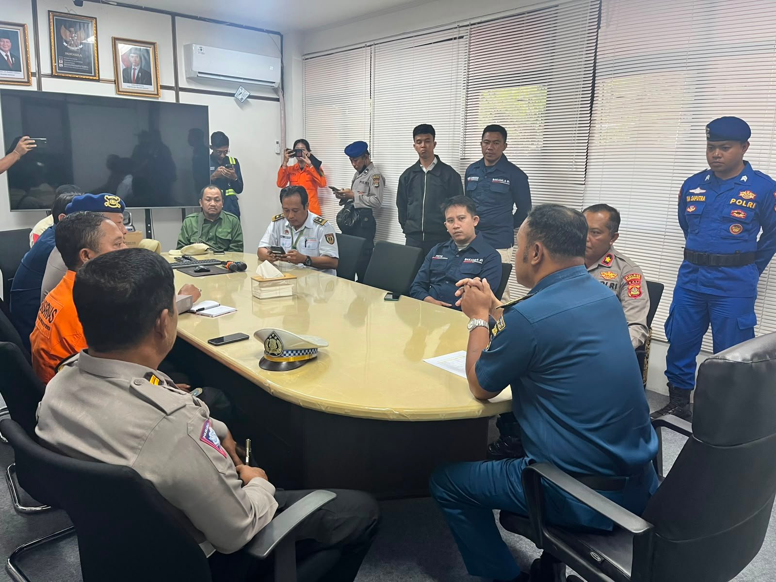 Kemenhub Gerak Cepat Tangani Kebakaran KMP Putri Yasmin, Evakuasi Penumpang Berlangsung Sigap