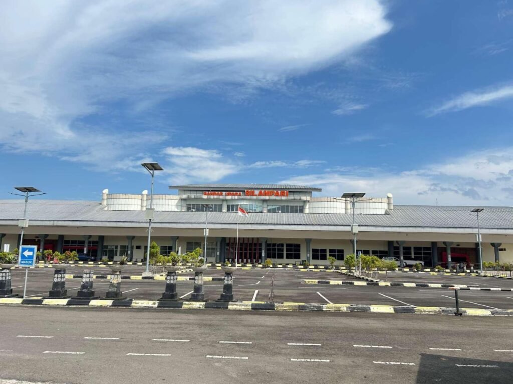 Kemenhub Pastikan Keselamatan Penerbangan, Batik Air ID 6820 Kembali ke Jakarta akibat Cuaca Buruk