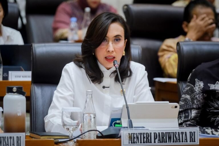 Kemenpar Arahkan Anggaran 2027 untuk Memperbesar Dampak Ekonomi Pariwisata
